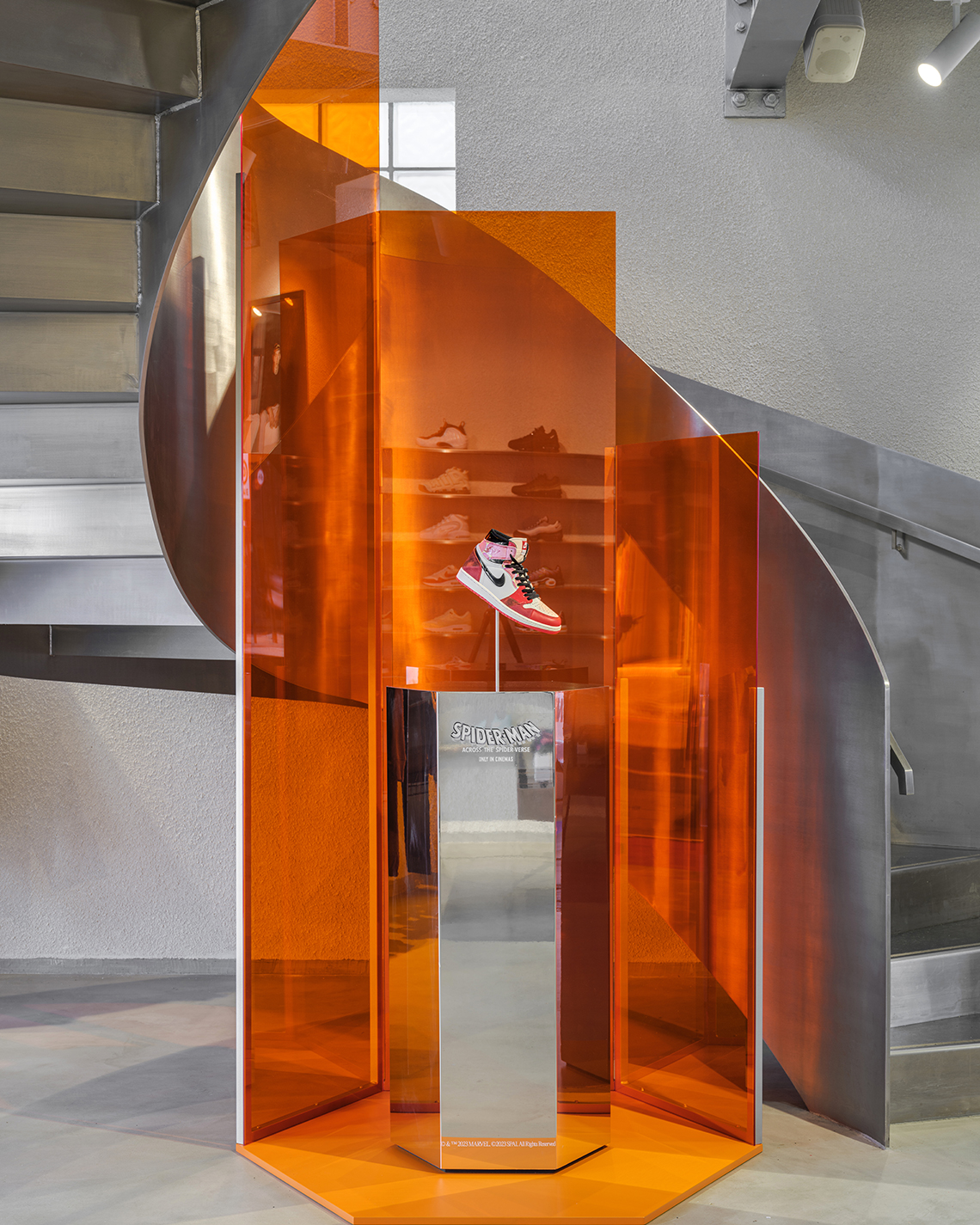 Air Jordan 1 'Next Chapter' - Phiên bản đặc biệt kỷ niệm Spider-Man: Across the Spider-Verse sẽ ra mắt! - 9