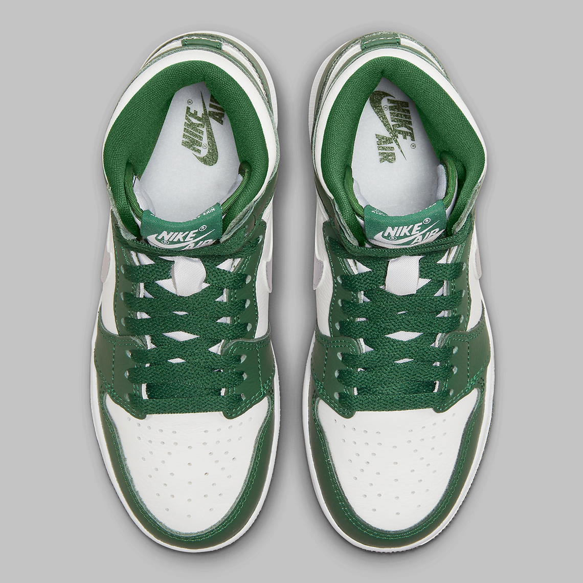 Air Jordan 1 Retro High OG Gorge Green xuất hiện trong kích thước cho học sinh - 4