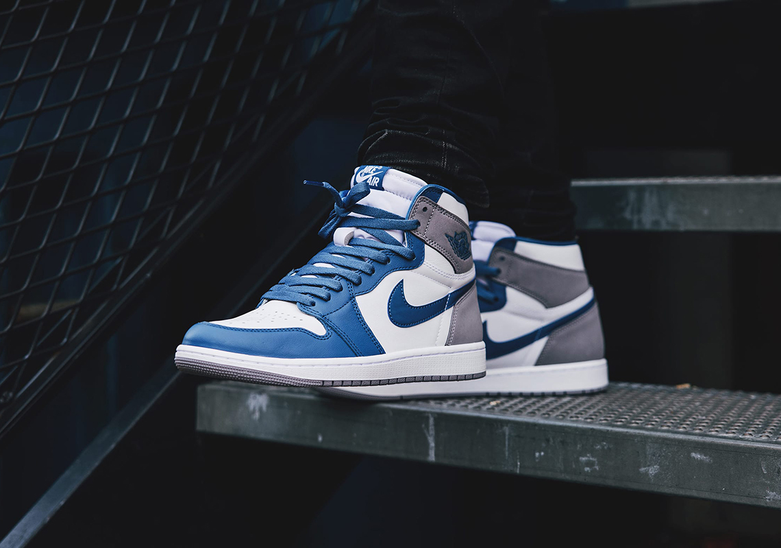 Air Jordan 1 Retro High OG True Blue mới nhất - 3