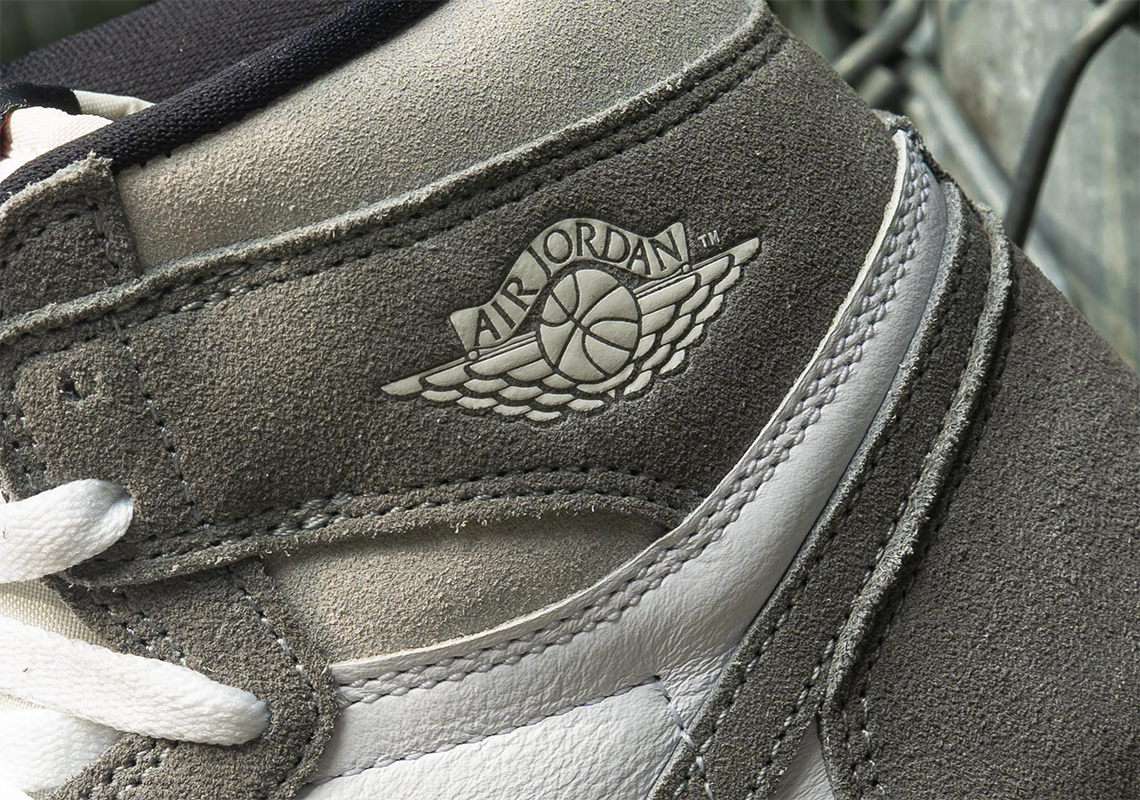 Air Jordan 1 Retro High OG 'Washed Black': Phối màu độc đáo mang lại phong cách vintage - 5