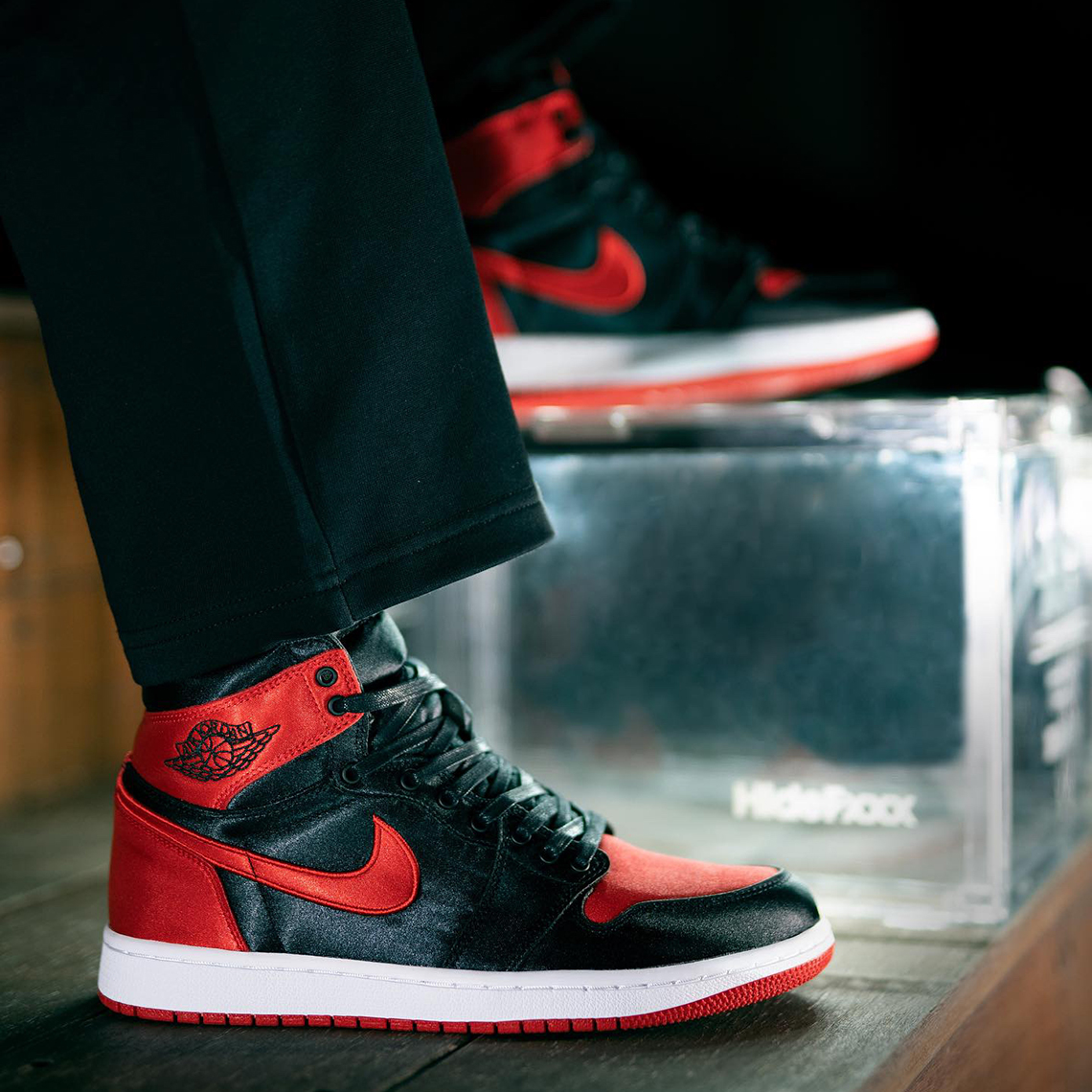 Air Jordan 1 'Satin Bred': Phiên bản tái hiện sang trọng cho phái nữ - 11
