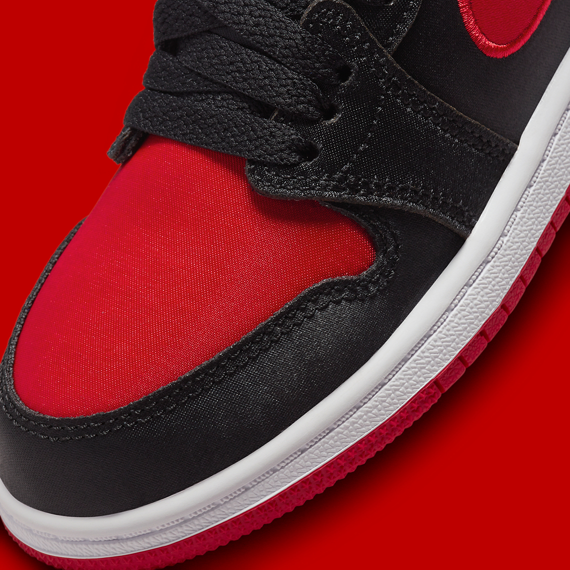 Air Jordan 1 'Satin Bred': Trở Lại với Phiên Bản Nữ và Trẻ Em - 16