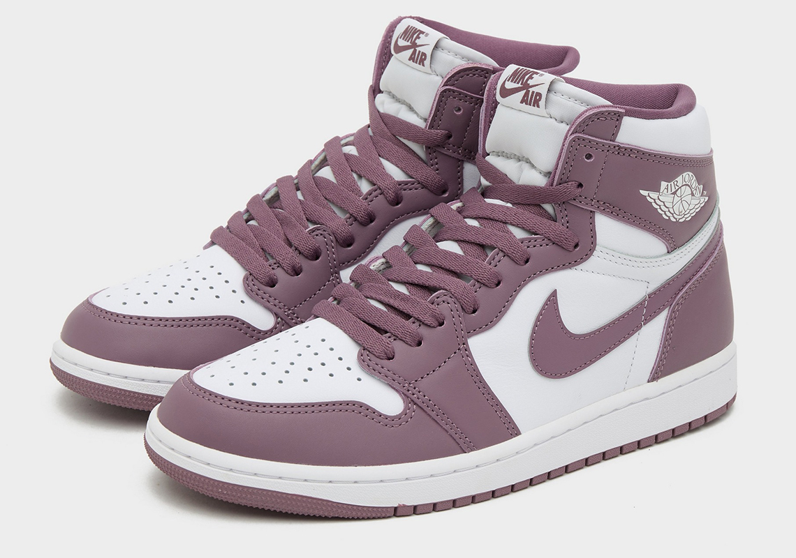 Air Jordan 1 'Sky J Mauve': Phiên Bản Màu Sắc Độc Đáo Sắp Ra Mắt - 1