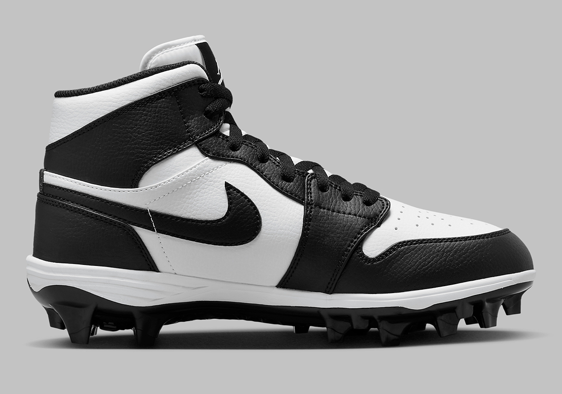 Air Jordan 1 TD 'Panda' Cleats: Sự kết hợp ấn tượng giữa thiết kế sneaker và giày bóng đá - 12