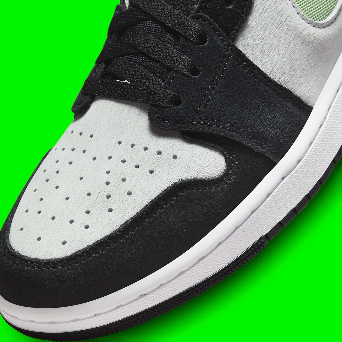 Air Jordan 1 Zoom CMFT 2: Phiên bản mới màu đen và xanh lý tưởng cho mùa thu đông - 7