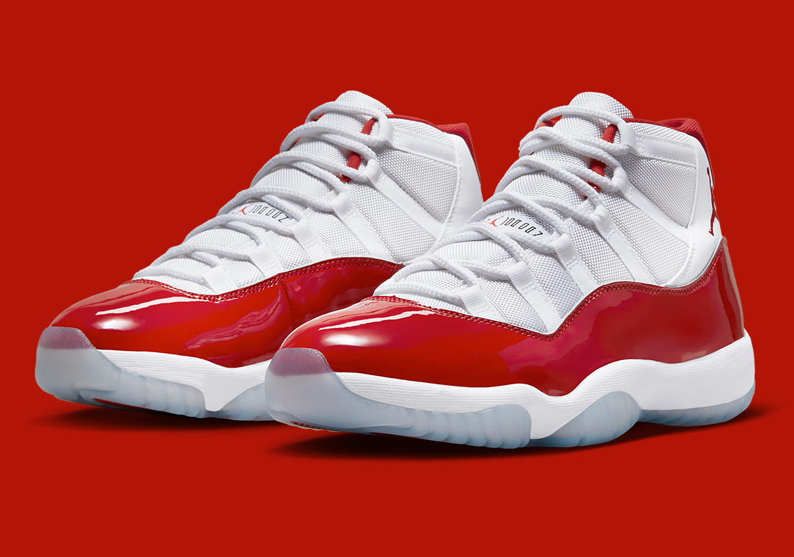 Air Jordan 11 Cherry sẽ được phát hành vào ngày mai - 2