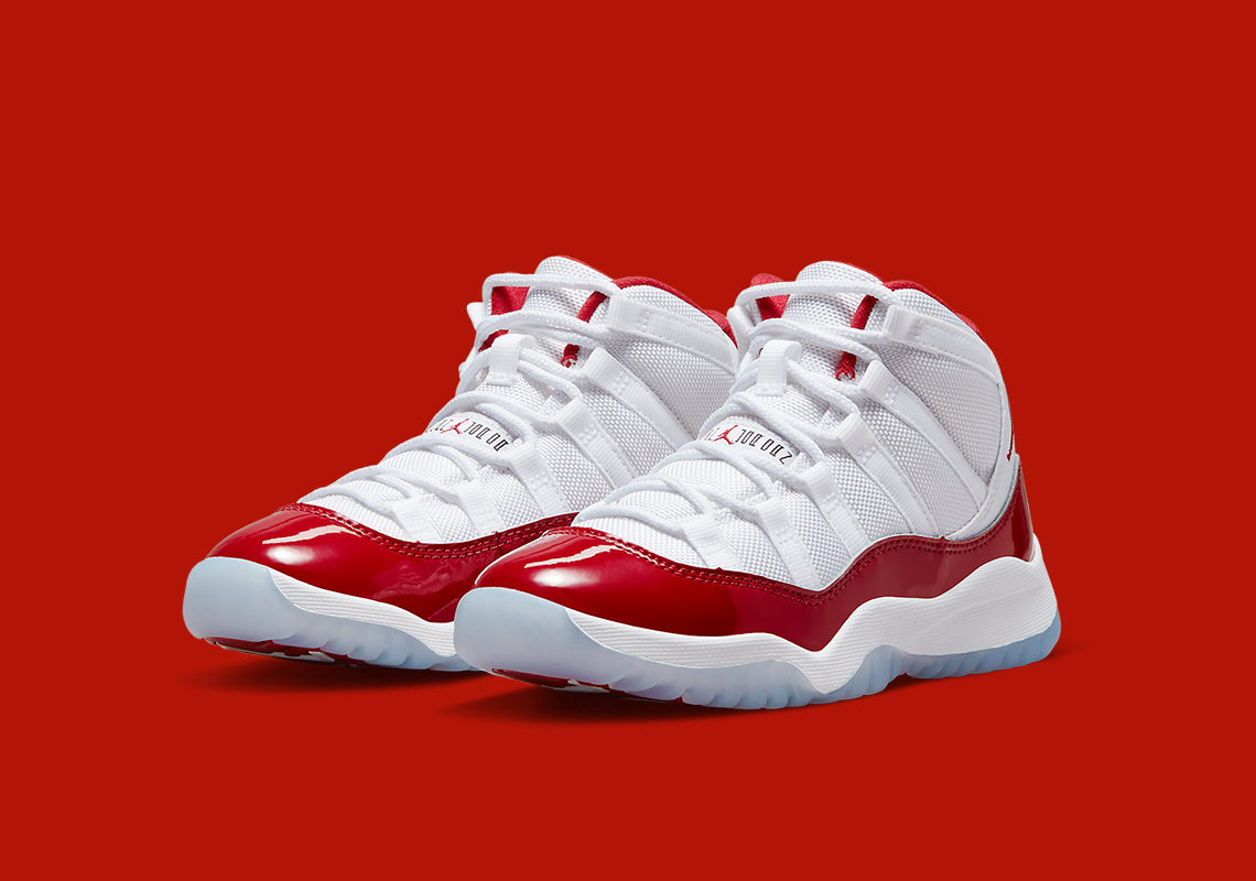 Air Jordan 11 Cherry sẽ được phát hành vào ngày mai - 4