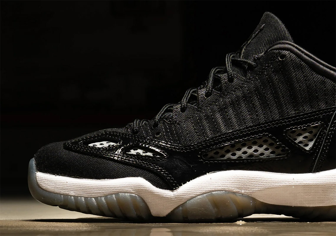 Air Jordan 11 IE Low: Bản Phát Hành Mới 'Black/White' Cho Năm 2023 - 5