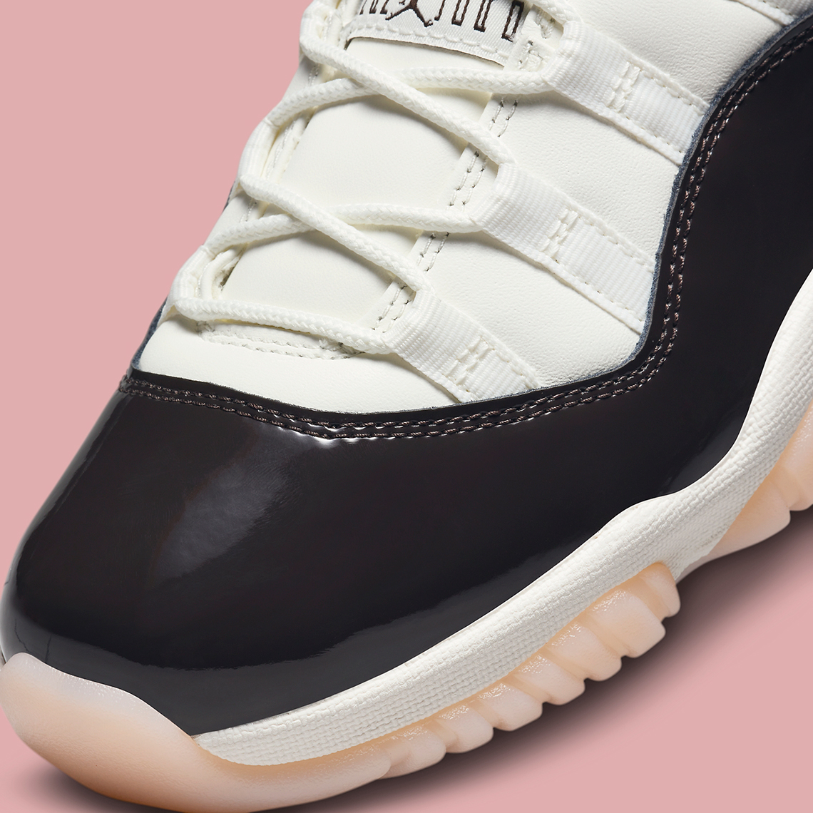 Air Jordan 11 Neapolitan - Mẫu Giày Độc Đáo Cho Mùa Lễ Hội - 8