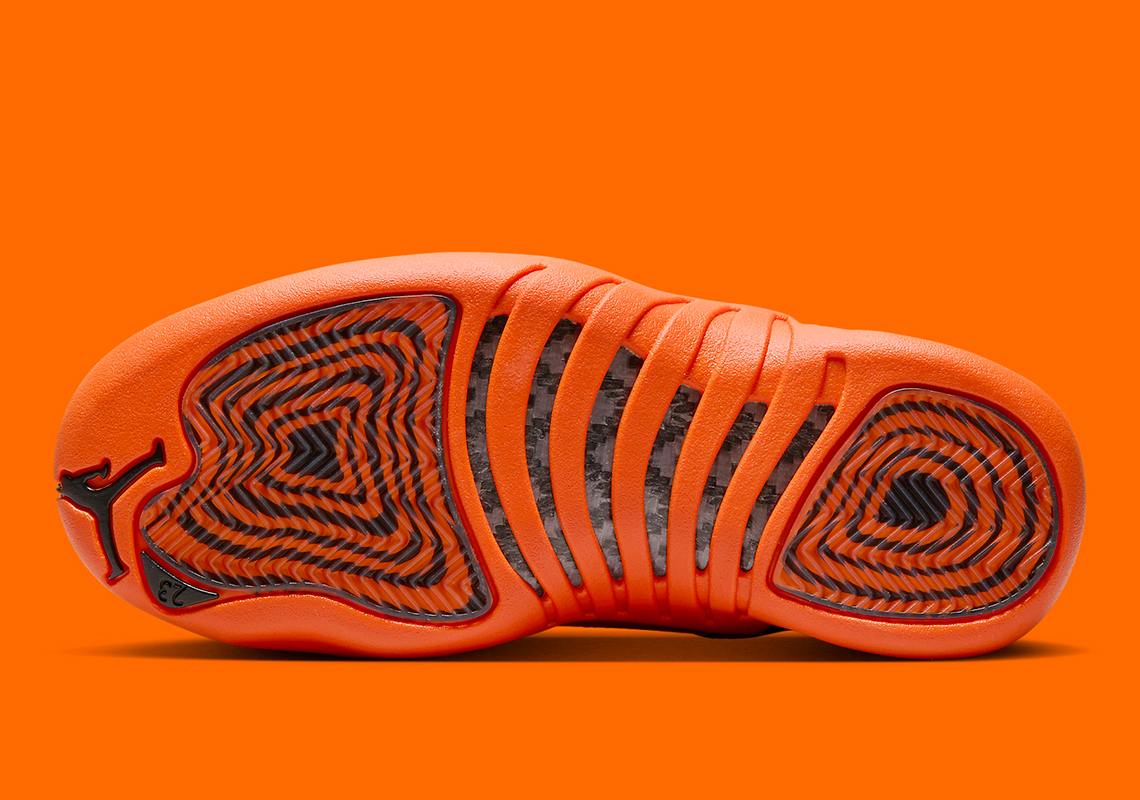 Air Jordan 12 'Black/Brilliant Orange': Sự phối màu táo bạo và lôi cuốn! - 6