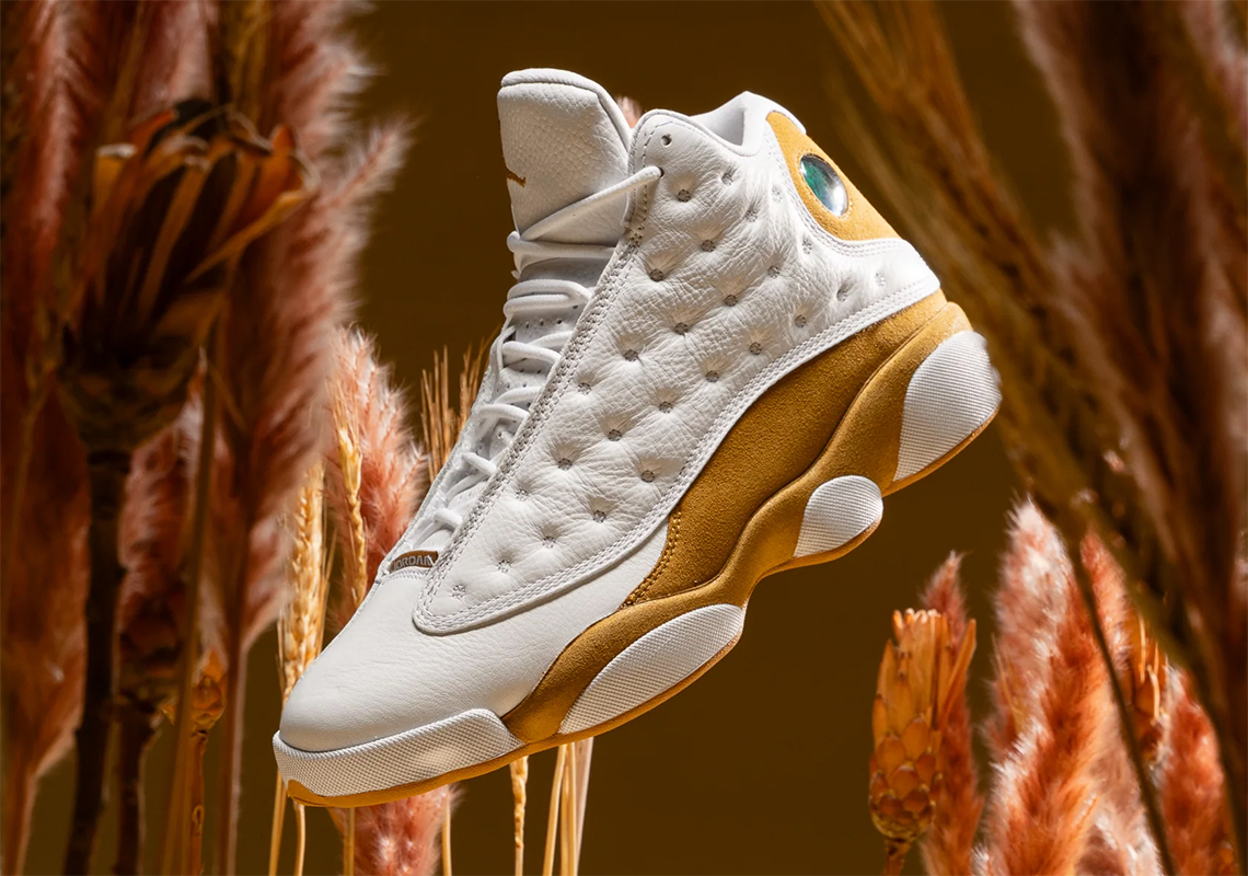 Air Jordan 13 Wheat Ra Mắt Ngày 2 - 1