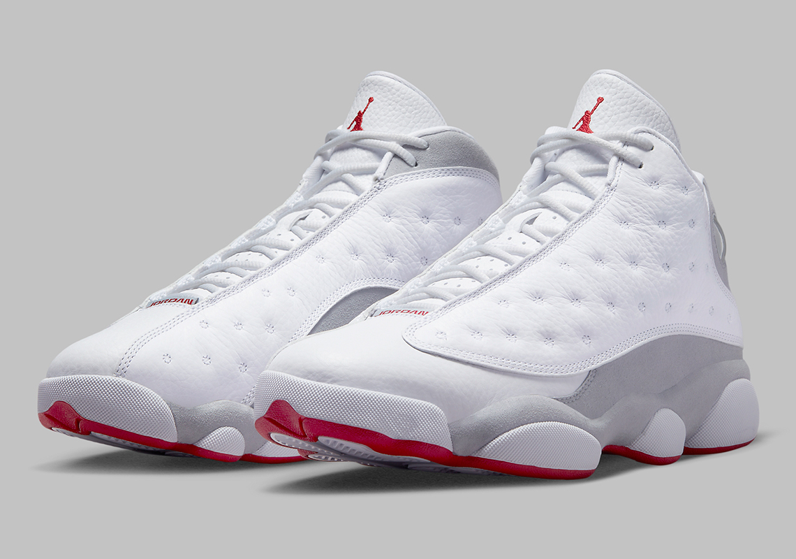Air Jordan 13 Wolf Grey - Phiên bản mới với sự trở lại đáng mong đợi vào tháng 8 năm 2023. - 2