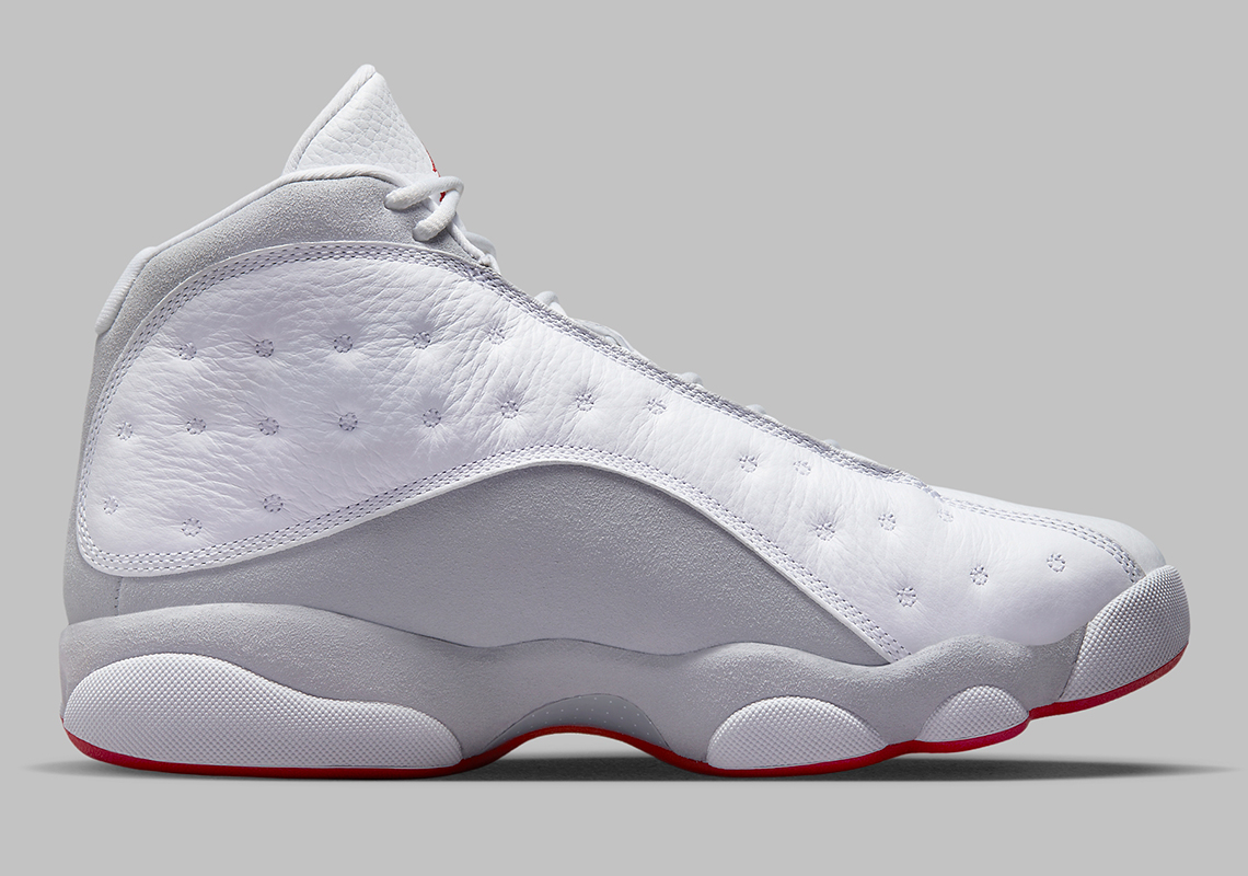 Air Jordan 13 Wolf Grey - Phiên bản mới với sự trở lại đáng mong đợi vào tháng 8 năm 2023. - 4