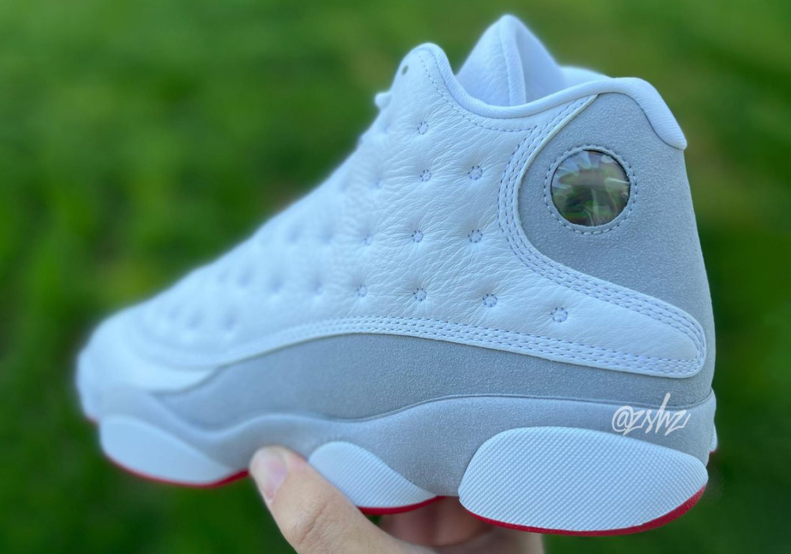 Air Jordan 13 Wolf Grey sẽ ra mắt vào tháng 7 - 1