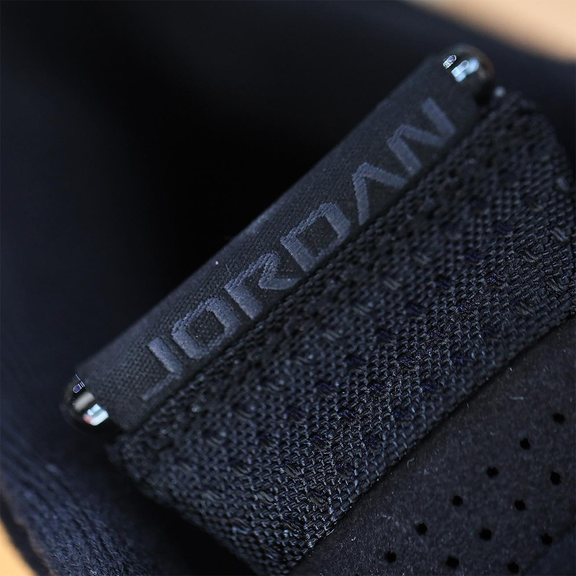 Air Jordan 14: Phiên Bản Đặc Biệt Cho Mùa Lễ Hội 2023 - 8