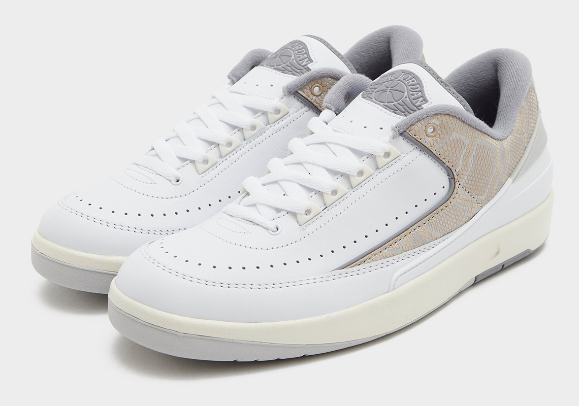 Air Jordan 2 Low Python: Sự Hồi Sinh Đầy Ấn Tượng trong Thiết Kế Sneaker - 1