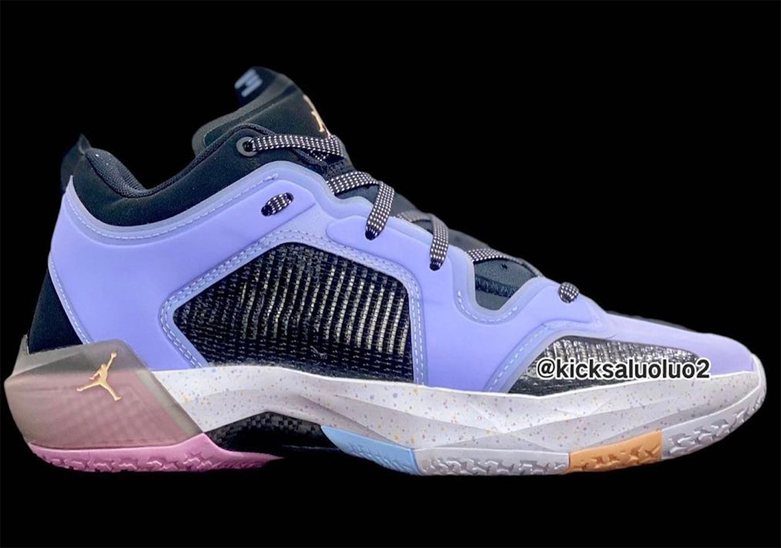 Air Jordan 37 Low Dongdan: Màu tím đậm với phong cách bóng rổ Trung Quốc. - 1