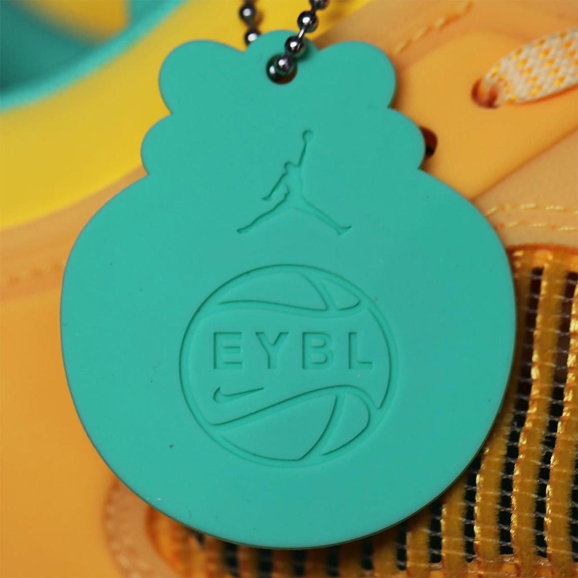 Air Jordan 37 Low EYBL: Phiên bản đặc biệt với gam màu chàm tươi sáng cho Nike EYBL Peach Jam Championship! - 19