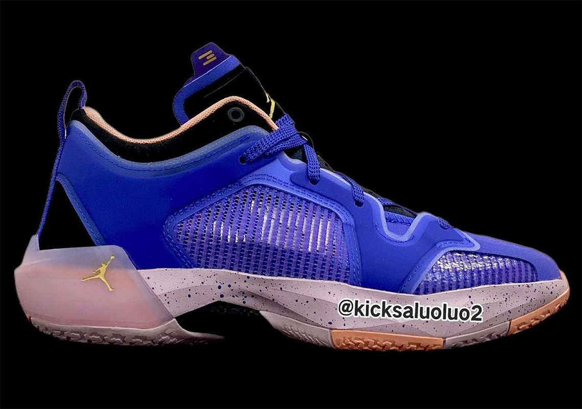 Air Jordan 37 Low xuất hiện trong màu xanh da trời và màu cam Bắc Cực - 2