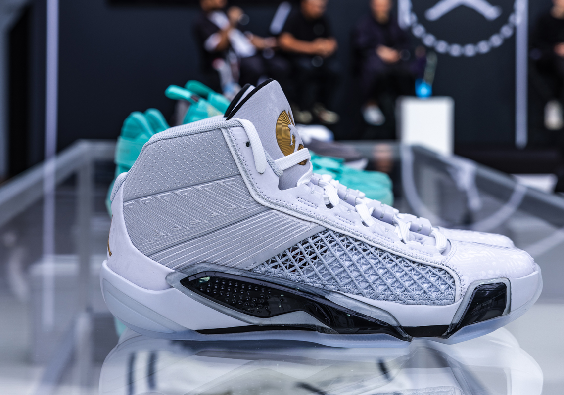 Air Jordan 38 FIBA: Sự hâm mộ toàn cầu cho bóng rổ và giải đấu Quai 54! - 3
