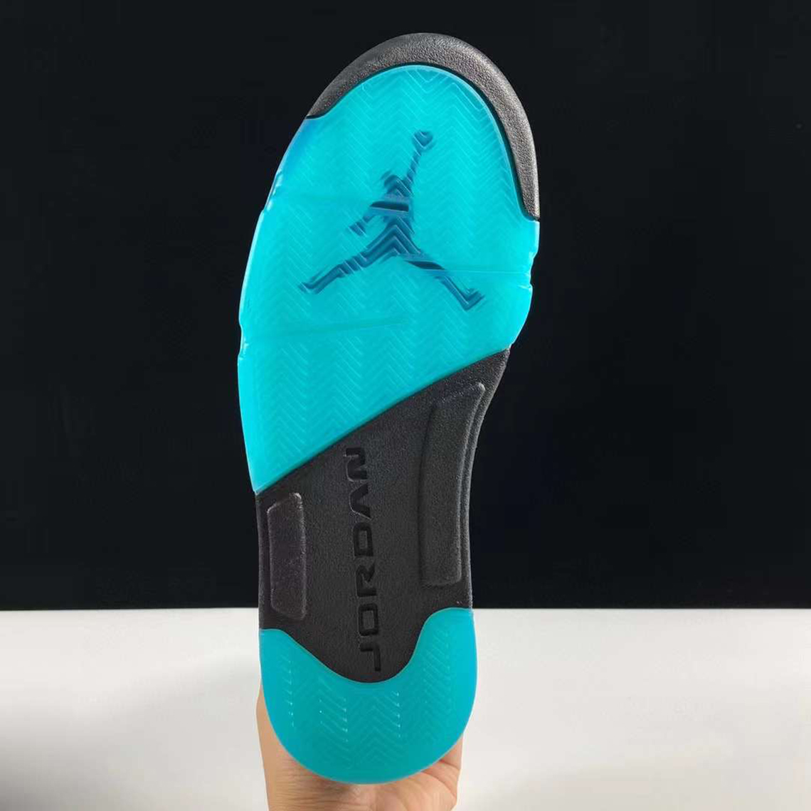 Air Jordan 5 Aqua tưởng nhớ những người chơi sớm nhất của Chris Paul - 10