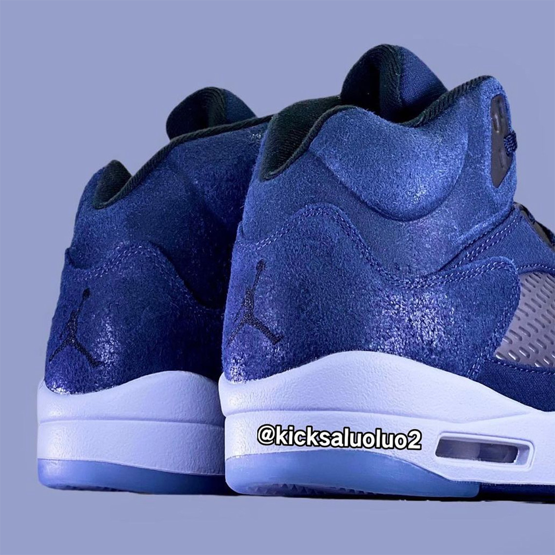 Air Jordan 5 'Midnight Navy': Màu xanh đậm trở lại trong mùa lễ hội - 3
