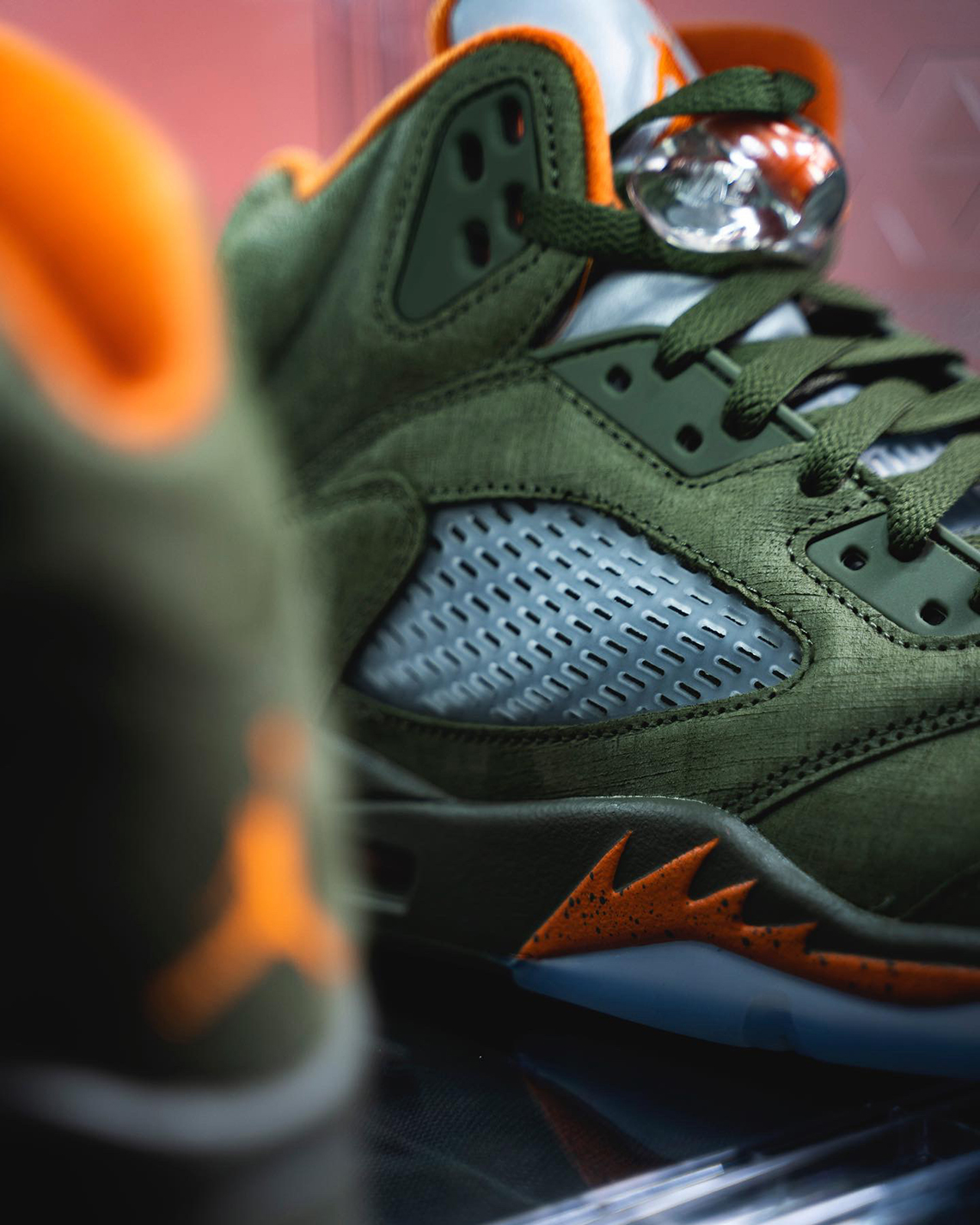 Air Jordan 5 Olive 2024: Phiên bản tái phát hành sắp tới! - 5
