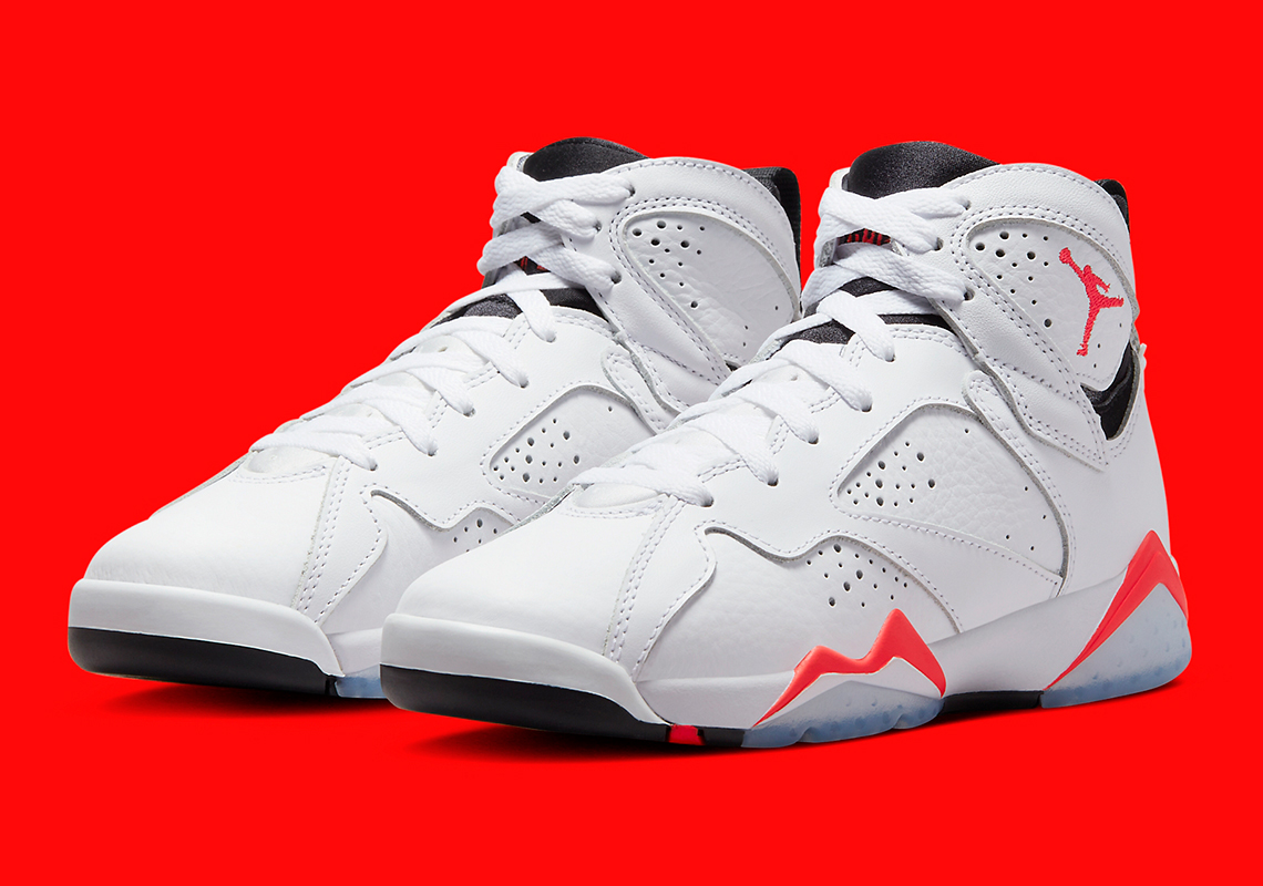 Air Jordan 7 White/Infrared: Thiết kế cổ điển, phong cách hiện đại - 2