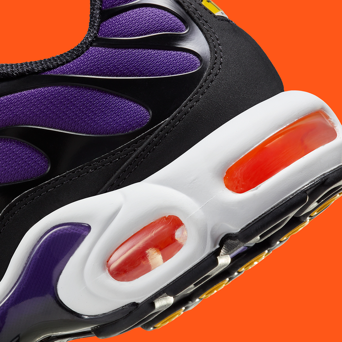 Air Max Plus 'Voltage Purple' Quay Trở Lại Trong Kỷ Niệm 25 Năm - 9