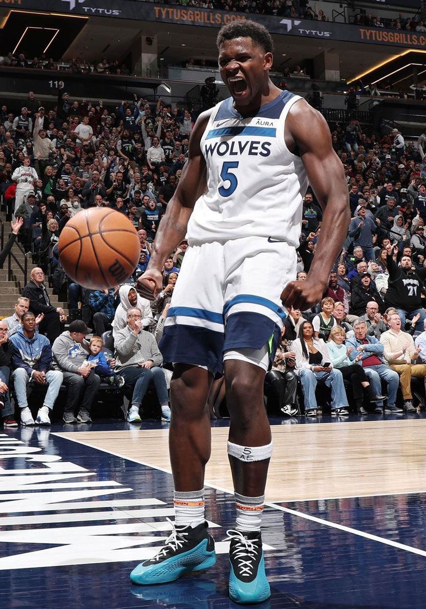 Anthony Edwards và Bước Đột Ph - 37