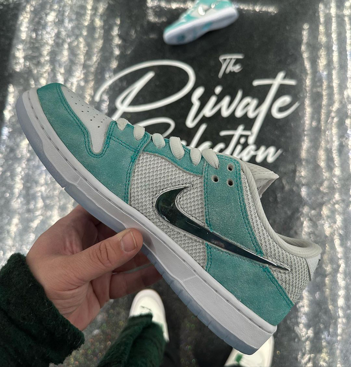 April Skateboards và Nike SB hợp tác phát hành phiên bản Dunk Low mới - 3