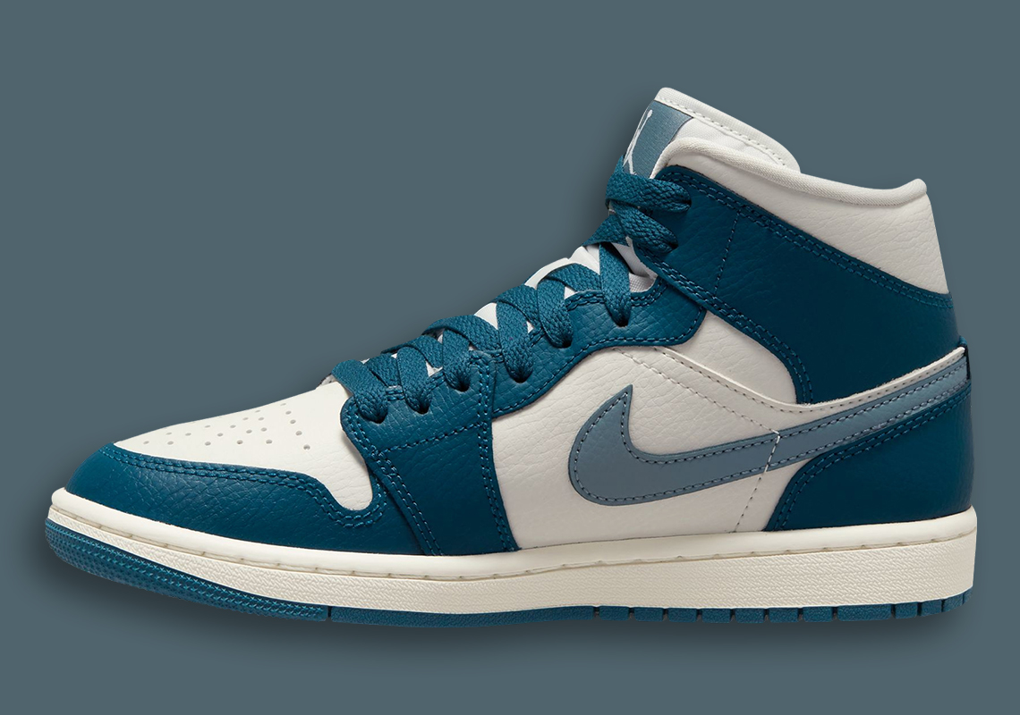Aquatic Blue tô điểm cho Air Jordan 1 Mid tiếp theo cho nữ - 2