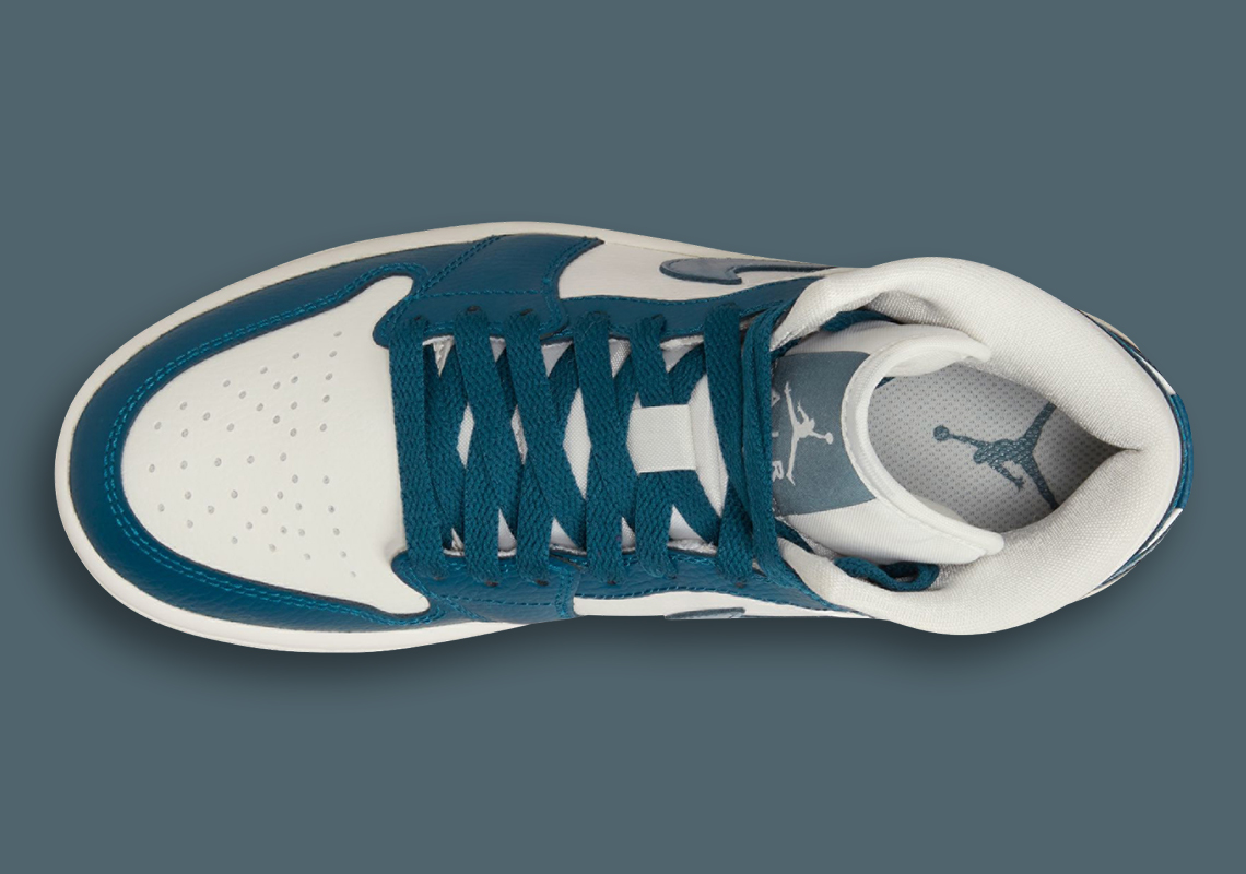 Aquatic Blue tô điểm cho Air Jordan 1 Mid tiếp theo cho nữ - 3