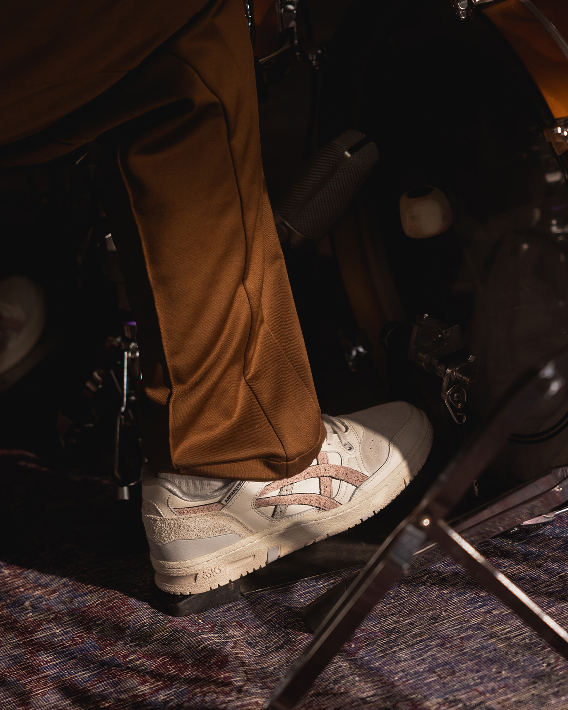 Asphaltgold x ASICS EX89 Impromptu: Khi âm nhạc và sneaker hòa quyện thành tác phẩm độc đáo! - 6