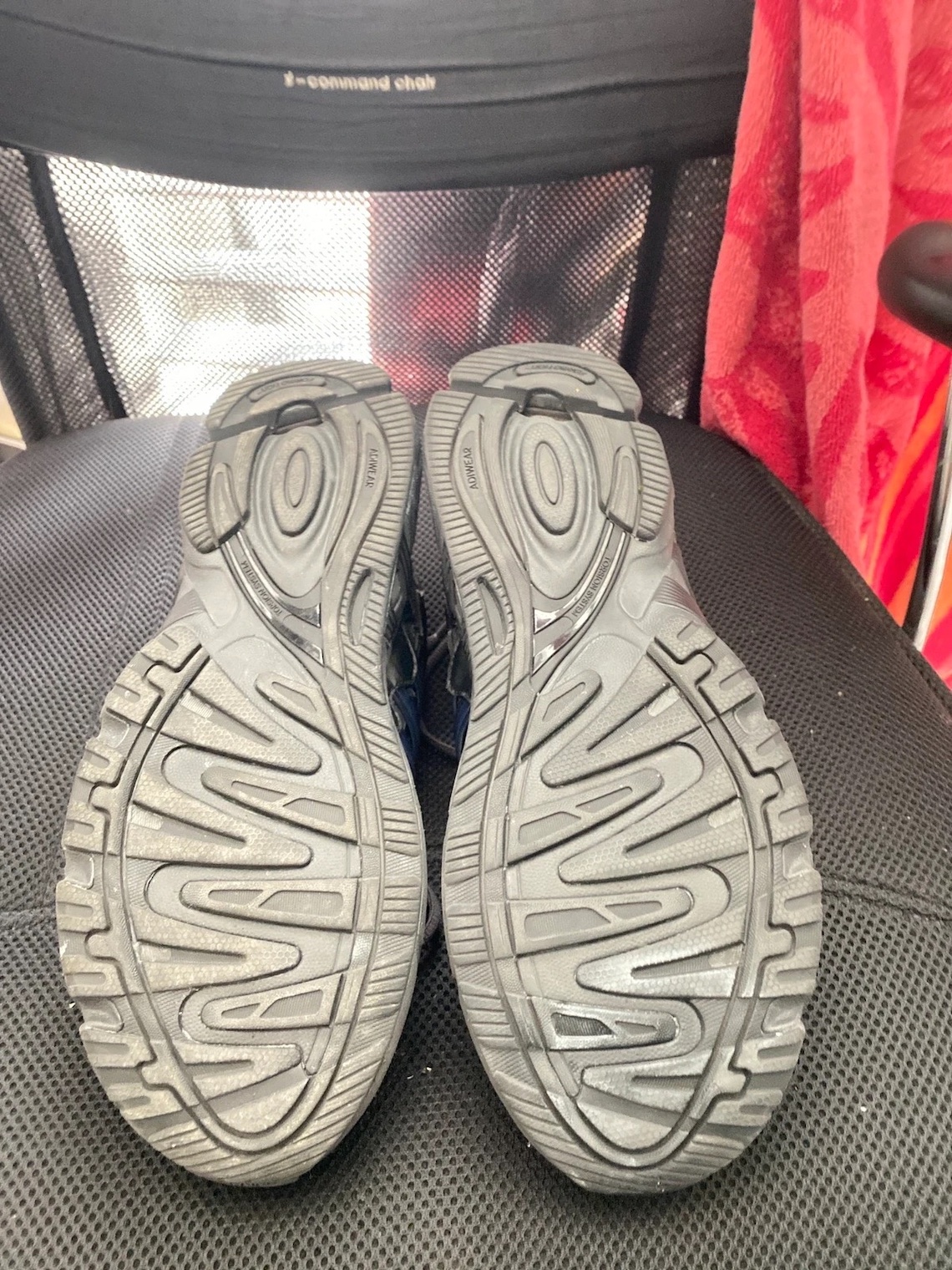 Bad Bunny và adidas ra mắt phiên bản mới: adidas Response CL 'Core Black' - 6