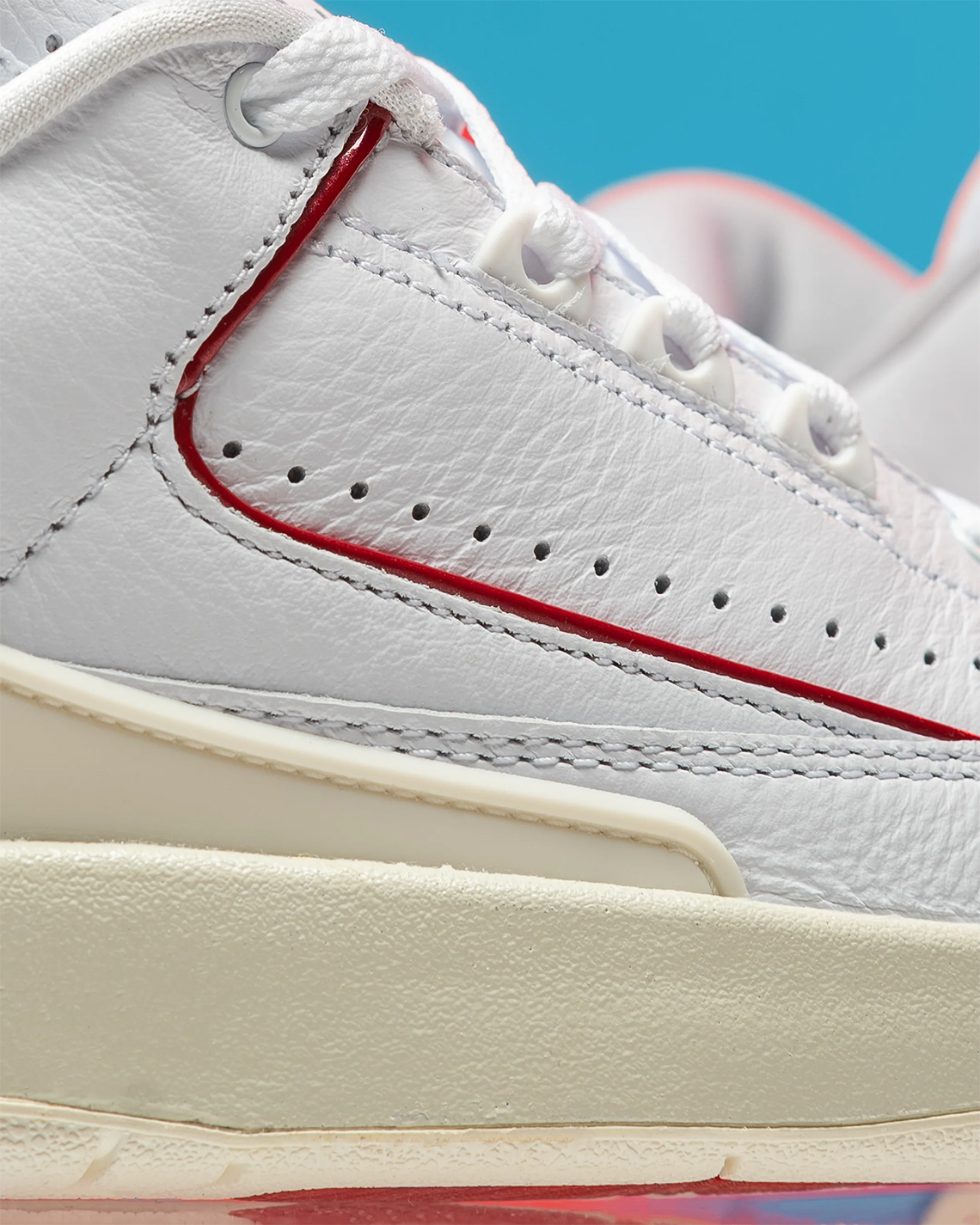 Bài viết về phiên bản mới Air Jordan 2 Low UNC To CHI - 4