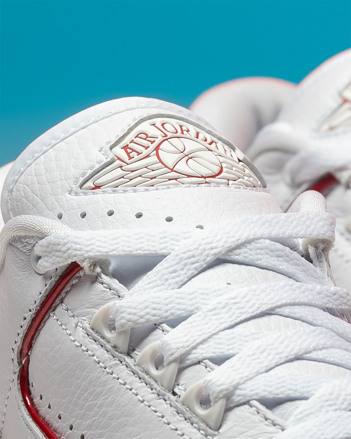 Bài viết về phiên bản mới Air Jordan 2 Low UNC To CHI - 5