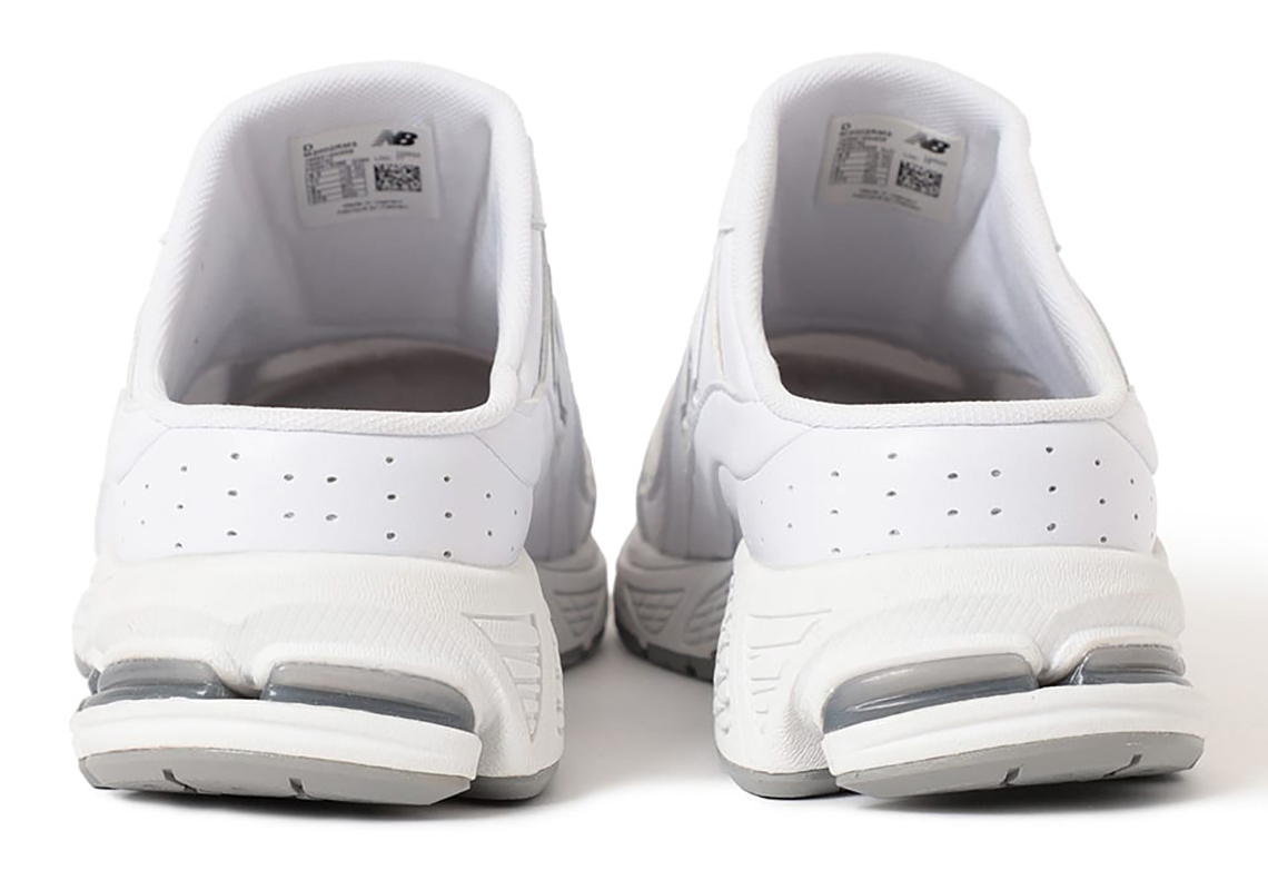 BEAMS và New Balance mang đến phiên bản mule 2002R trắng sáng - 6