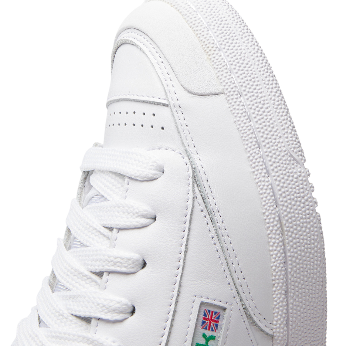 BEAMS x Reebok Club C BULC: Sự kết hợp mới lạ cho đôi giày thể thao đình đám - 7