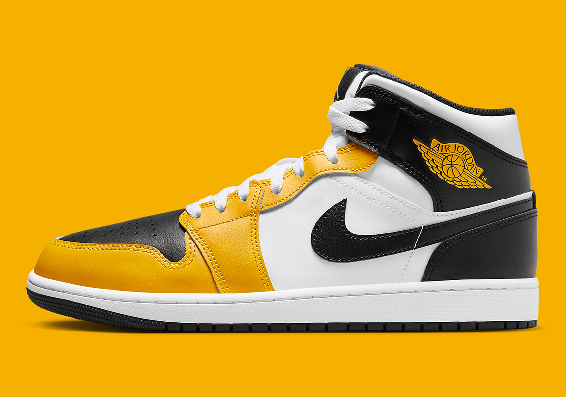 Bí Mật Về Đôi Giày Air Jordan 1 Mid Mà Người Hâm Mộ Steelers Sẽ Yêu Thích - 2