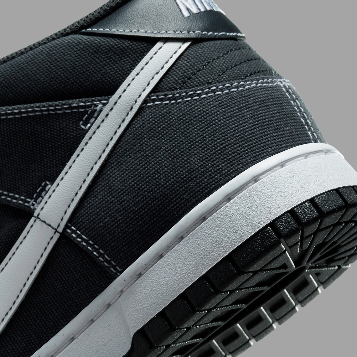 Black Canvas xây dựng Nike Dunk Mid tiếp theo - 7