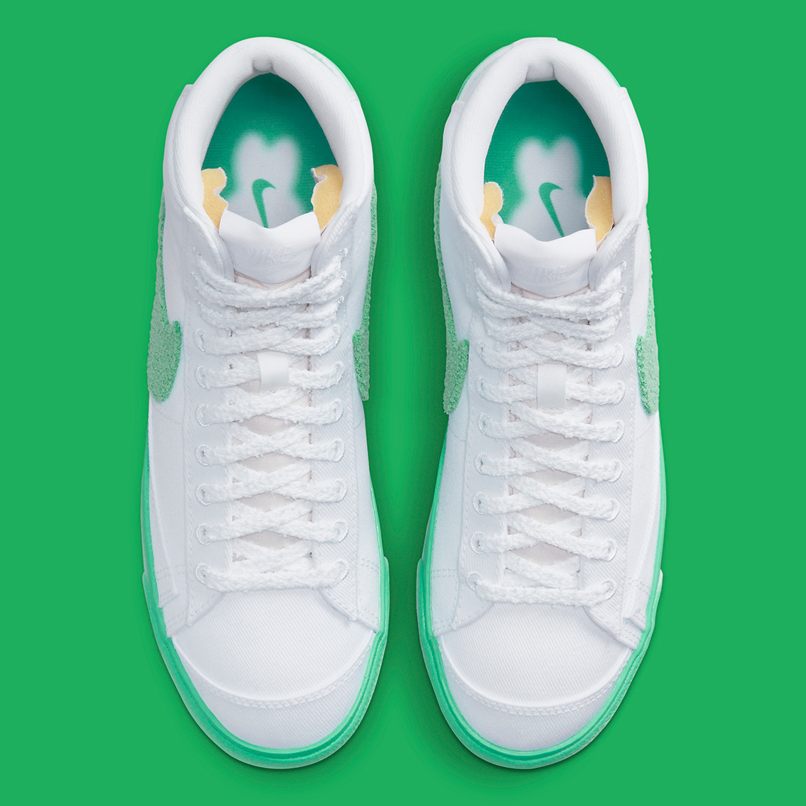 Bộ sưu tập Airbrush của Nike Blazer Mid với màu trắng và xanh lá cây - 4