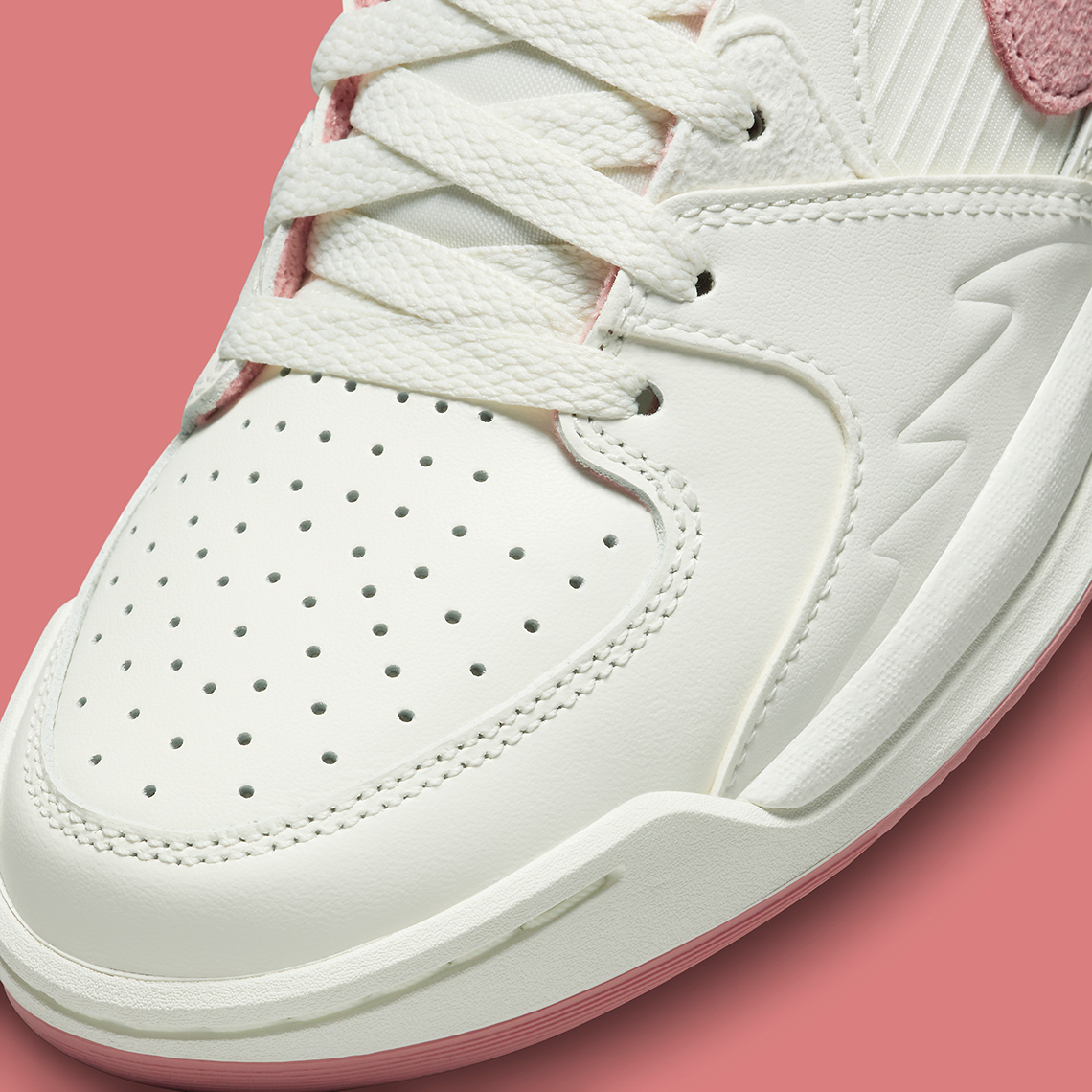 Bộ sưu tập độc quyền dành cho phái nữ của Jordan Brand: Màu hồng nhạt pha lê trên Air Jordan Stadium 90 - 8