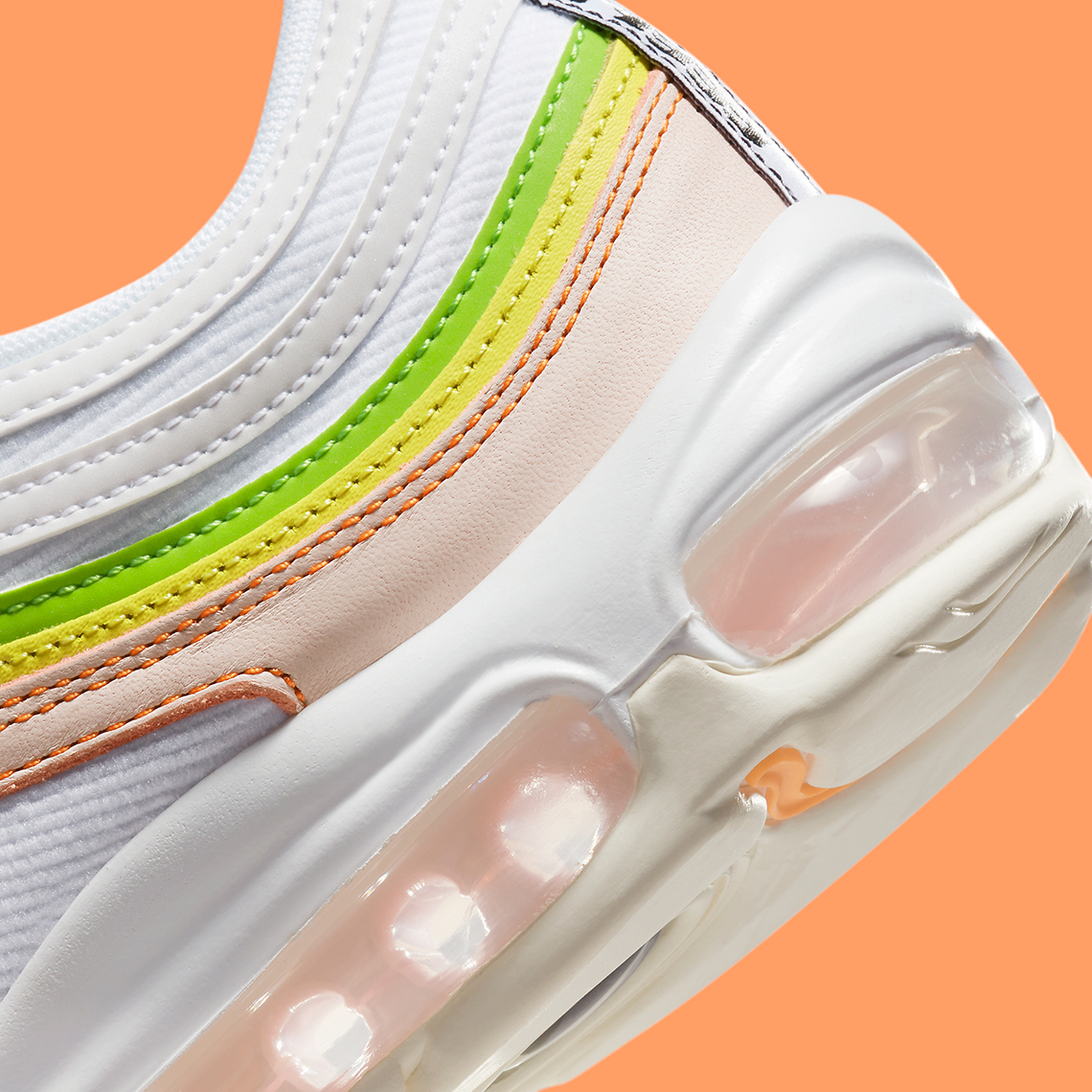 Bộ sưu tập Feel Love của Nike bao gồm Air Max 97 đầy sắc màu này - 7