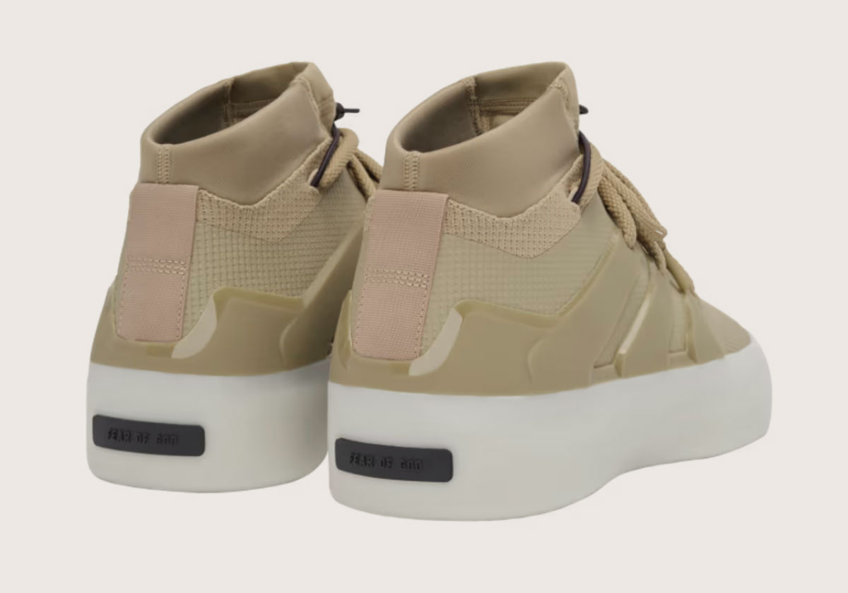 Bộ Sưu Tập Giày Fear of God 'Clay' Ra Mắt vào Ngày 3 Tháng 3 - 3