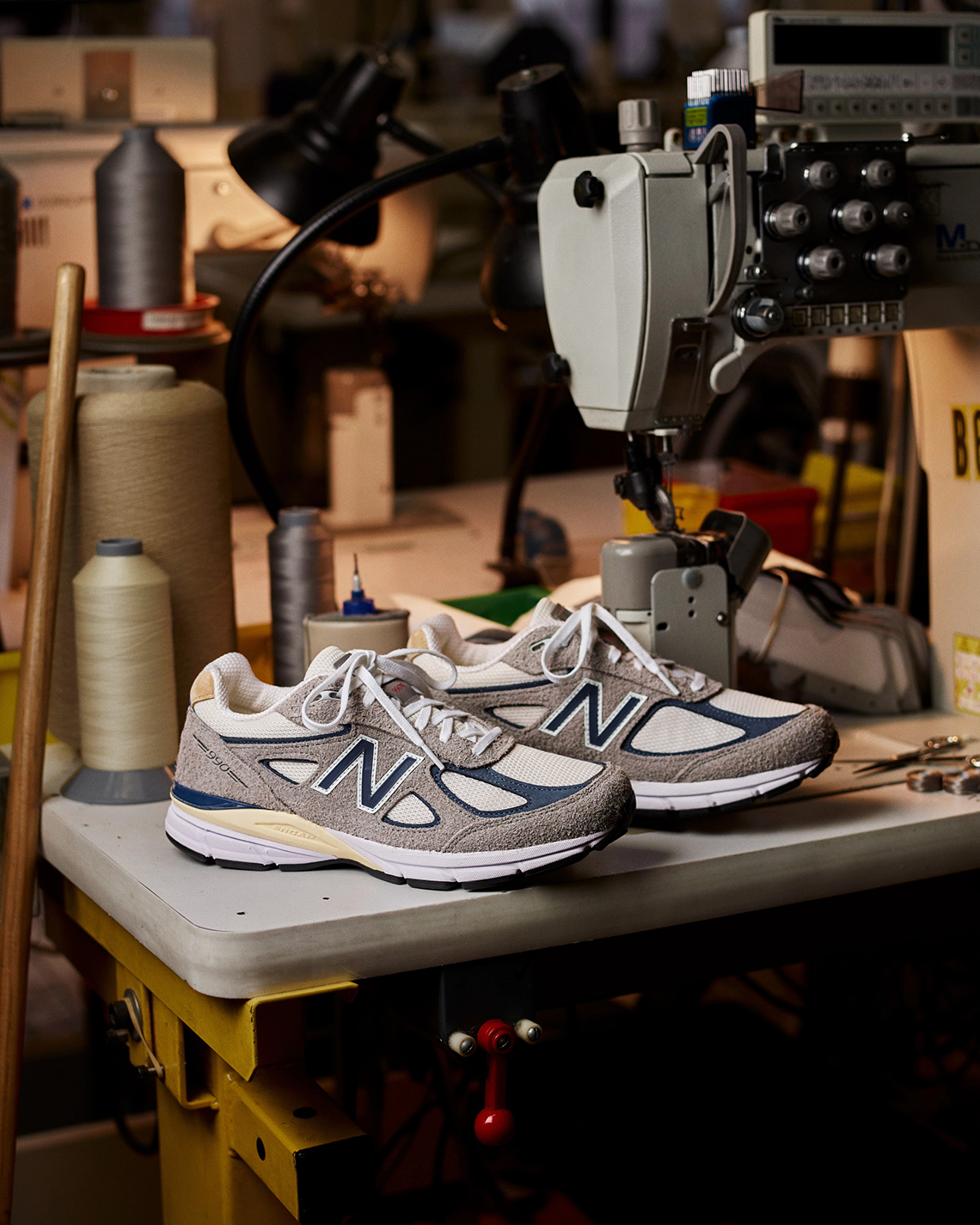 Bộ sưu tập giày mới của New Balance dành cho ngày Grey Day năm 2023 được công bố - 12