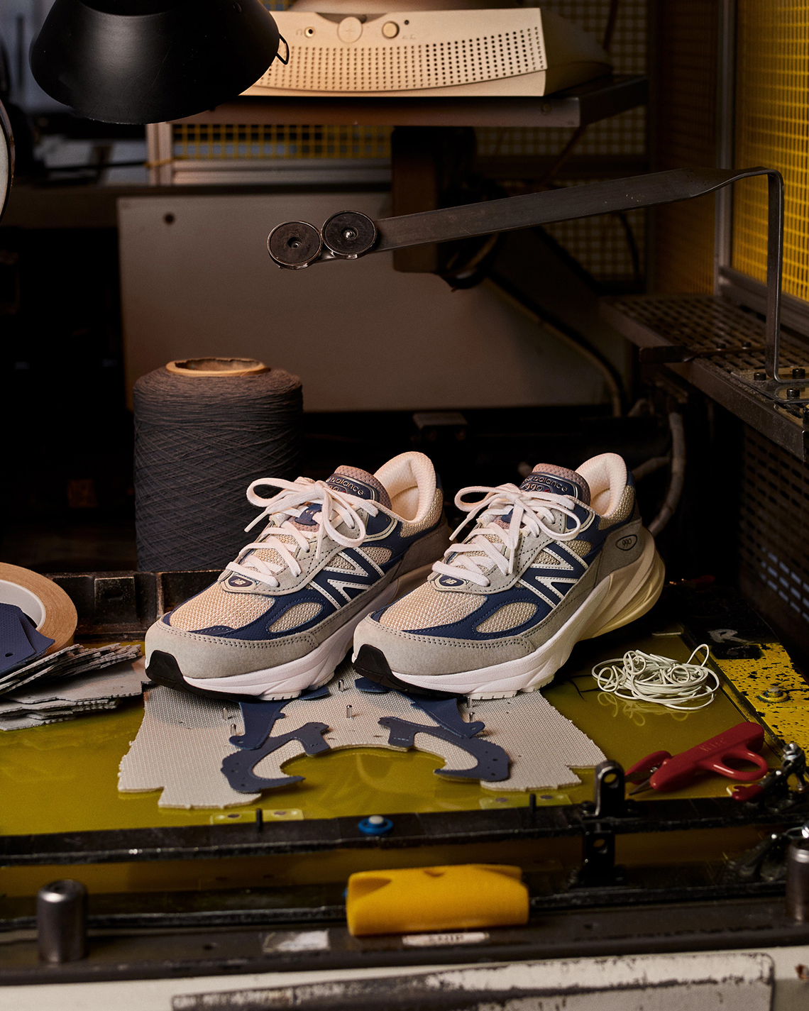 Bộ sưu tập giày mới của New Balance dành cho ngày Grey Day năm 2023 được công bố - 13