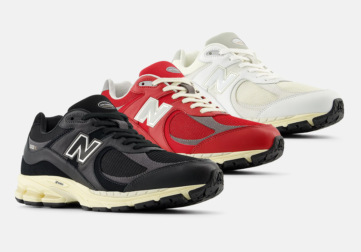 Bộ Sưu Tập Giày New Balance 2002R 'Leather Pack': Sự Trở Lại Đầy Hấp Dẫn - 1