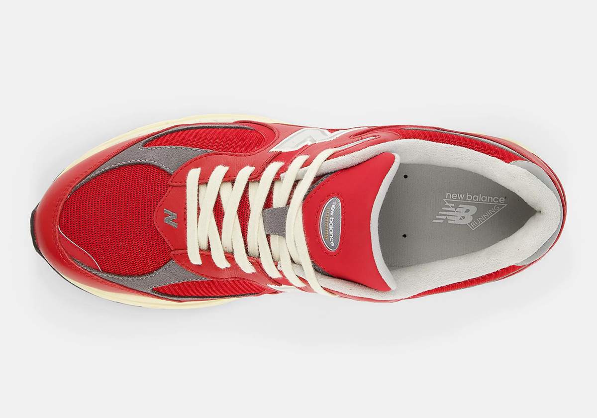 Bộ Sưu Tập Giày New Balance 2002R 'Leather Pack': Sự Trở Lại Đầy Hấp Dẫn - 10