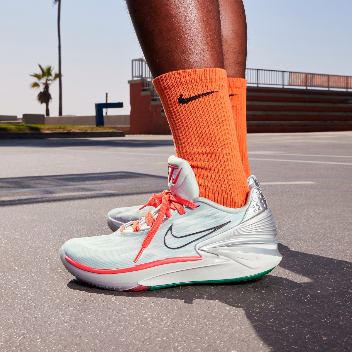 Bộ Sưu Tập Giày Nike Basketball Giáng Sinh 2023: Đẹp và Đa Dạng - 23